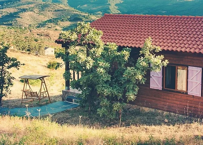 Welcoming House With Mountain View In