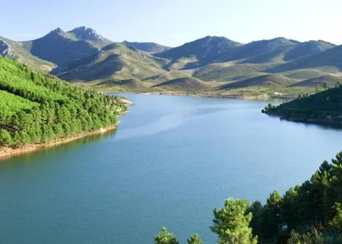 Mountain View Retreat In Canamero Cañamero